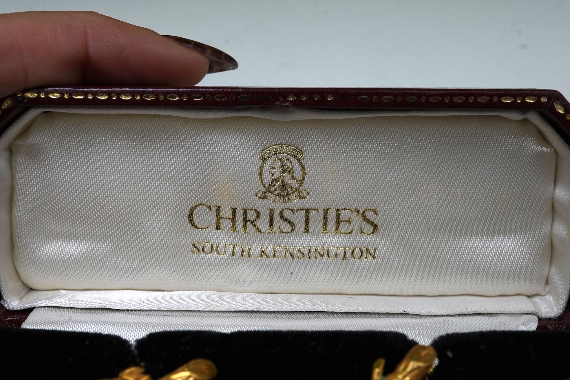 A Victorian pair of gold cufflinks, late 19th century